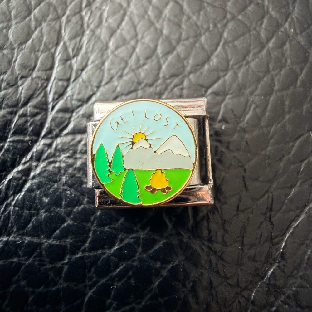 “Get Lost” Italian Charm – Camping & Mountain Scene